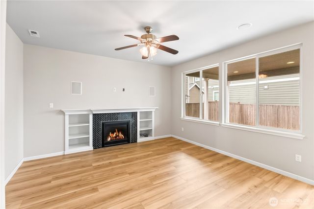 3833 Westar Avenue SW, Bremerton, WA 98312