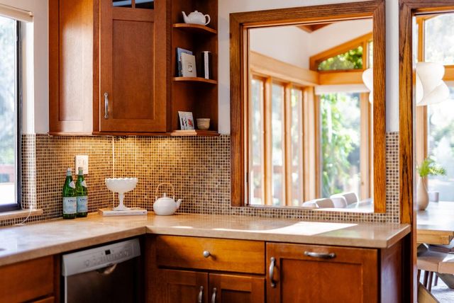 899 Calabasas Road, Watsonville, CA 95076