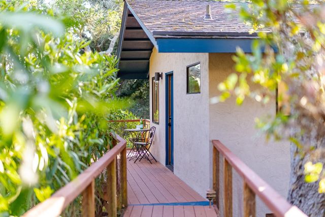 899 Calabasas Road, Watsonville, CA 95076