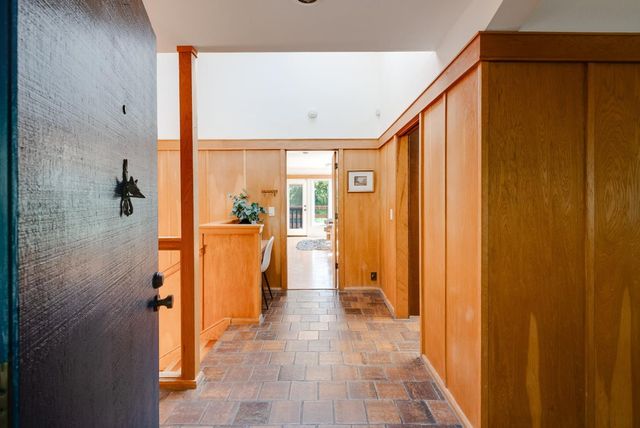 899 Calabasas Road, Watsonville, CA 95076