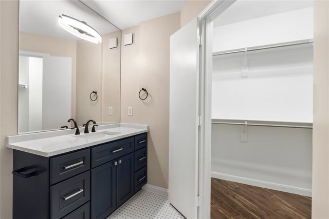 4611 Travis Street 801B, Dallas, TX 75205