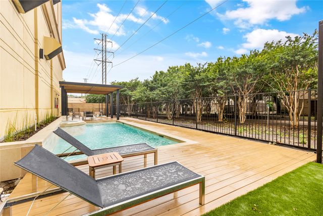 4611 Travis Street 801B, Dallas, TX 75205
