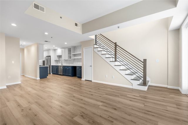 4611 Travis Street 801B, Dallas, TX 75205