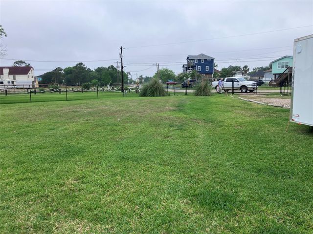 4408 Island Drive, Dickinson, TX 77539