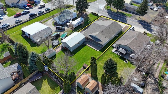 205 S Tschirley Rd, Greenacres, WA 99016