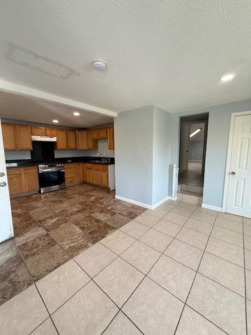396 N 17th Street, San Jose, CA 95112