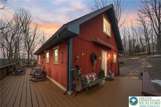 175 Deer Trail Drive, Chestnuthill Twp, PA 18353