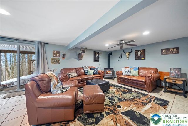 175 Deer Trail Drive, Chestnuthill Twp, PA 18353