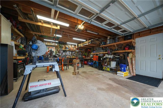 175 Deer Trail Drive, Chestnuthill Twp, PA 18353