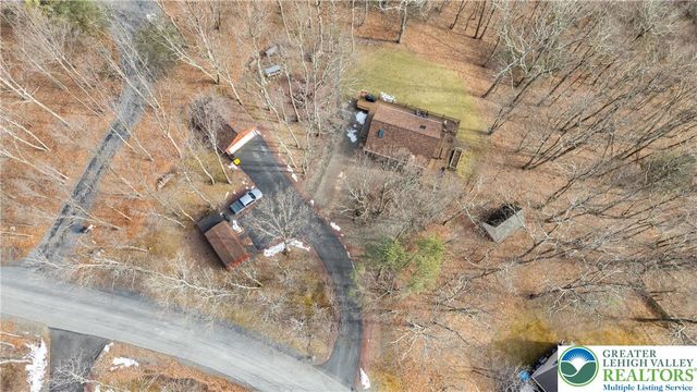 175 Deer Trail Drive, Chestnuthill Twp, PA 18353