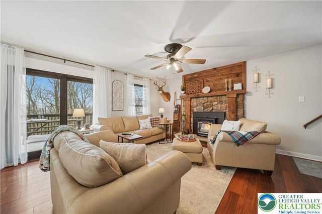 175 Deer Trail Drive, Chestnuthill Twp, PA 18353