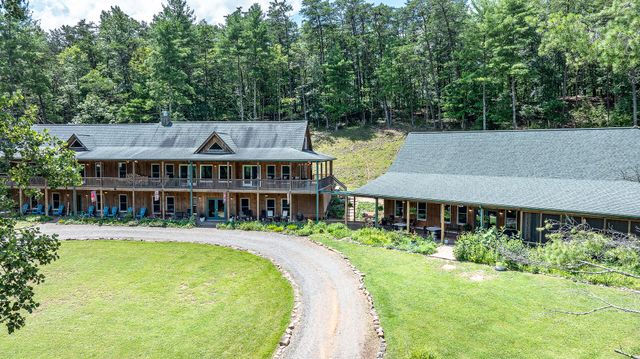 57 Hemlock Ridge LN, Catawba, VA 24070