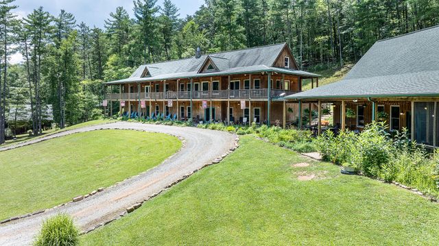 57 Hemlock Ridge LN, Catawba, VA 24070