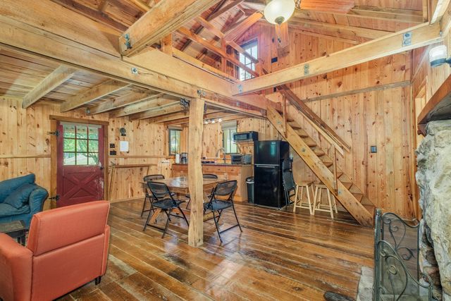 57 Hemlock Ridge LN, Catawba, VA 24070