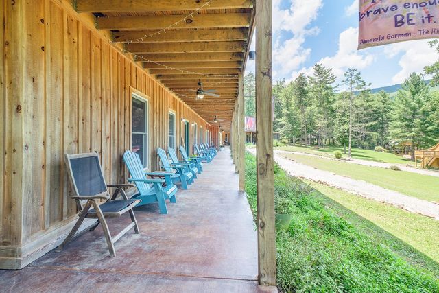 57 Hemlock Ridge LN, Catawba, VA 24070