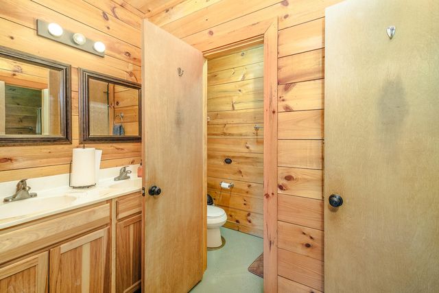 57 Hemlock Ridge LN, Catawba, VA 24070