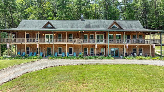 57 Hemlock Ridge LN, Catawba, VA 24070