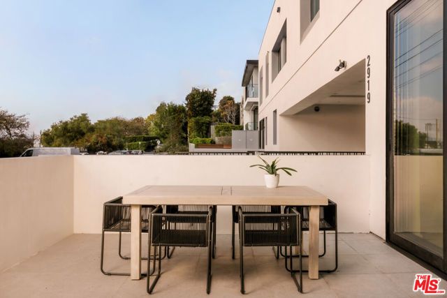 2919 Waverly Drive 106, Los Angeles, CA 90039
