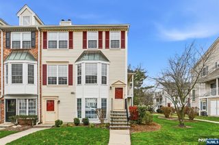 770 Sassafras Court, Mahwah, NJ 07430