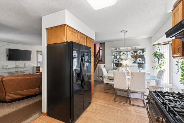 3838 Dupont Avenue N, Minneapolis, MN 55412