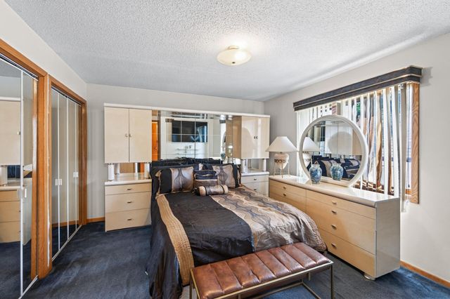 3838 Dupont Avenue N, Minneapolis, MN 55412