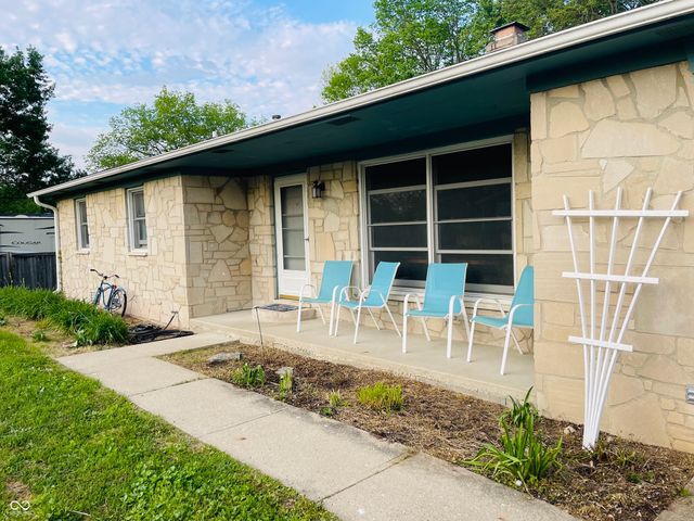 1737 Brer Rabbit Drive, Greenwood, IN 46143