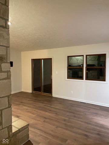 1737 Brer Rabbit Drive, Greenwood, IN 46143