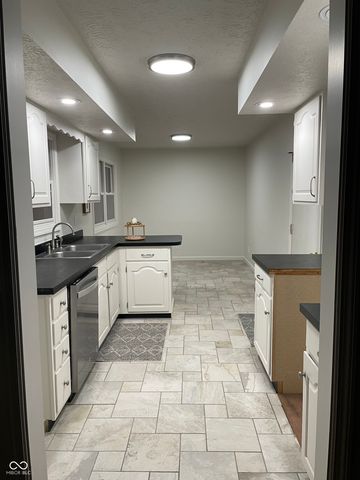 1737 Brer Rabbit Drive, Greenwood, IN 46143