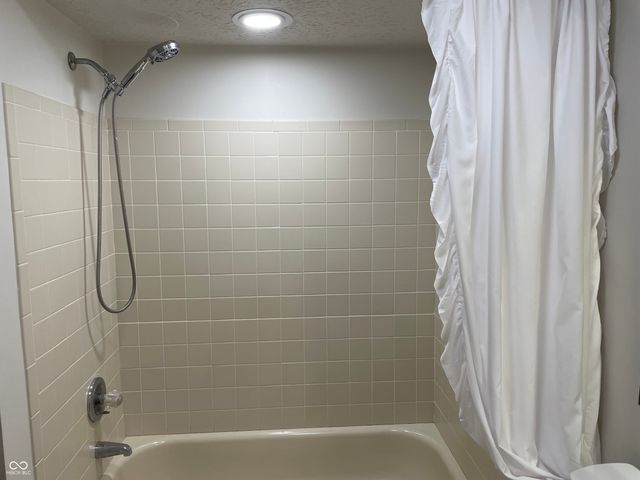 1737 Brer Rabbit Drive, Greenwood, IN 46143