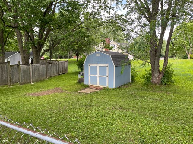 1737 Brer Rabbit Drive, Greenwood, IN 46143