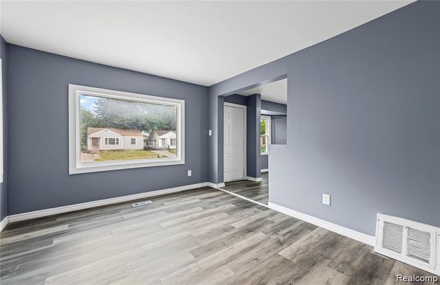 19351 Dwyer Street, Detroit, MI 48234