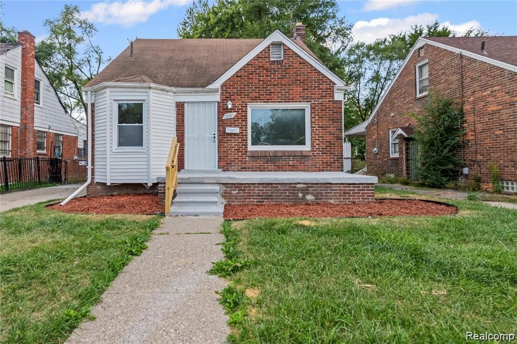 19351 Dwyer Street, Detroit, MI 48234