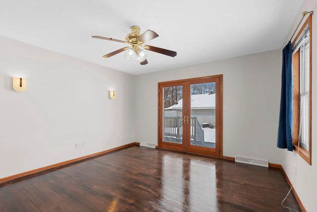 210 RIVER STREET, Neenah, WI 54956