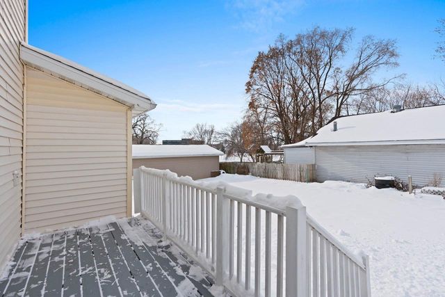 210 RIVER STREET, Neenah, WI 54956