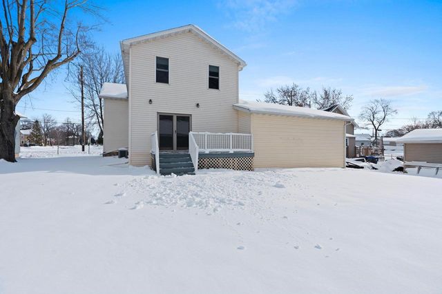 210 RIVER STREET, Neenah, WI 54956