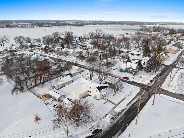 210 RIVER STREET, Neenah, WI 54956