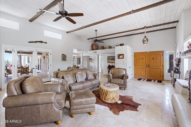 9427 E HERE TO THERE Drive, Carefree, AZ 85377