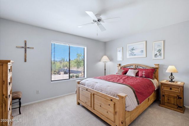 9427 E HERE TO THERE Drive, Carefree, AZ 85377
