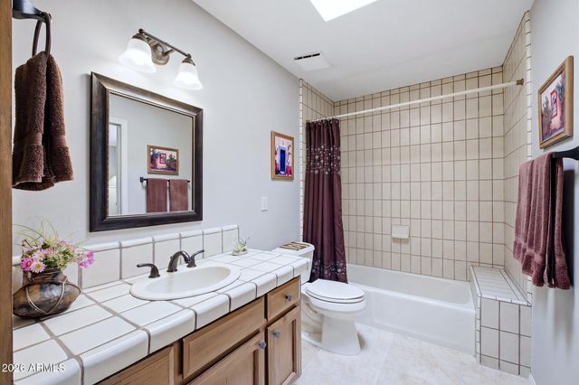 9427 E HERE TO THERE Drive, Carefree, AZ 85377