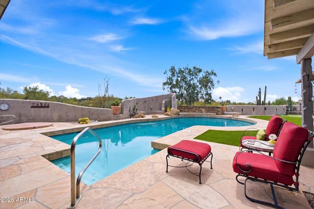 9427 E HERE TO THERE Drive, Carefree, AZ 85377