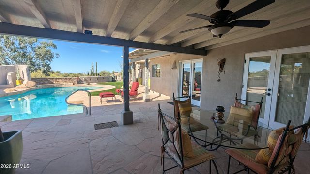 9427 E HERE TO THERE Drive, Carefree, AZ 85377