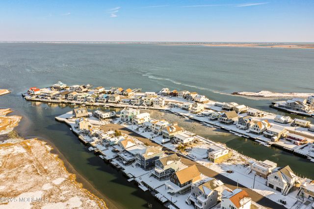 370 Kingfisher Road, Tuckerton, NJ 08087