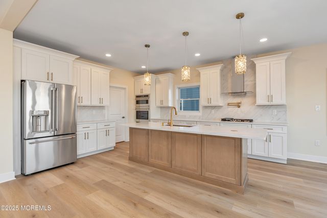 370 Kingfisher Road, Tuckerton, NJ 08087