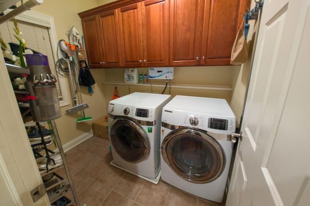 3411 Tralee Lane NE, Rochester, MN 55906