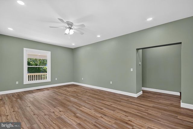 401 E PINE ST, Delmar, MD 21875