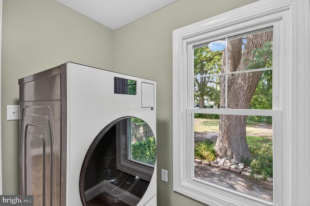 401 E PINE ST, Delmar, MD 21875