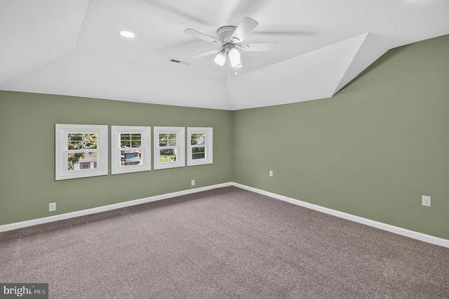 401 E PINE ST, Delmar, MD 21875
