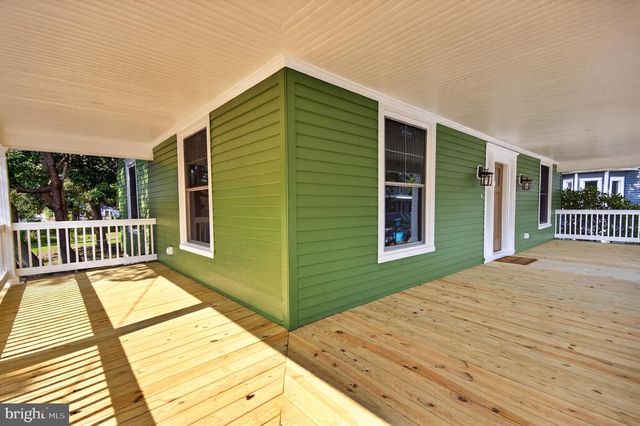 401 E PINE ST, Delmar, MD 21875