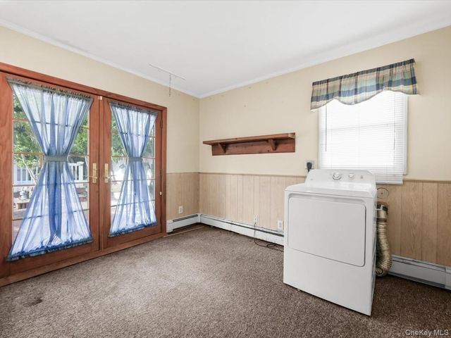 937 Mirabelle Avenue, Westbury, NY 11590