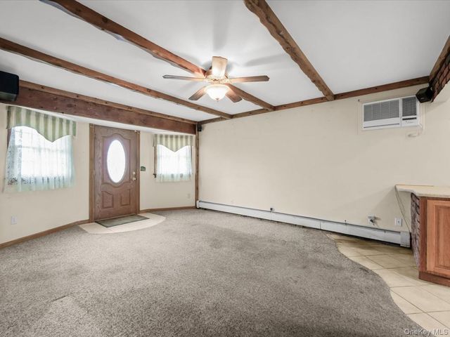 937 Mirabelle Avenue, Westbury, NY 11590